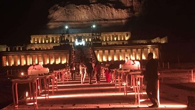 عزة مصطفى: دار ستيفانو ريتشي أصدرت كتابا تضمن مقال لـ محمد أبو العينين صاحب فكرة الحفل.. فيديو