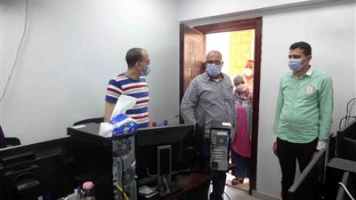 رئيس مياه سوهاج يتفقد مواقع العمل للتأكد من الإجراءات الاحترازية لمواجهة كورونا