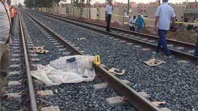 مصرع شاب تحت عجلات القطار بإمبابة أثناء عبوره شريط السكك الحديدية