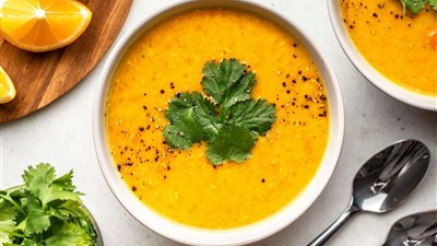 طريقة عمل شوربة العدس في المنزل