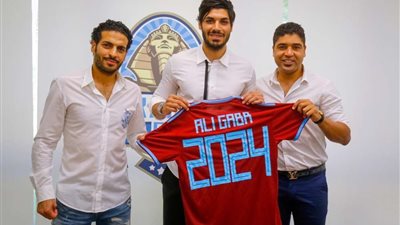 بعد عمر جابر.. بيراميدز يجدد عقد علي جبر رسميًا