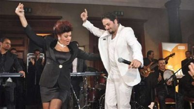 برفقة رامي عياش.. شاهد أحدث ظهور لـ فيفي عبده