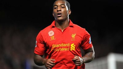 نجم فريق ليفربول يتعرض لحادث طعن وسرقة