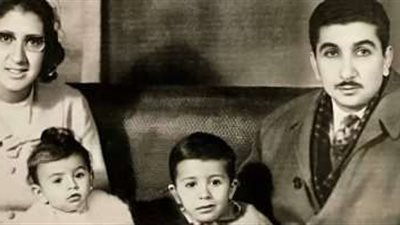 هاني رمزي يعلق على ملامحه في الطفولة بـ كوميك شهير