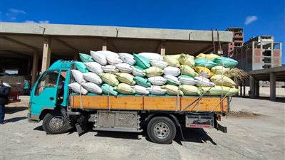 ضبط 2 طن أرز شعير داخل مخزن بغرض الإحتكار بالبحيرة