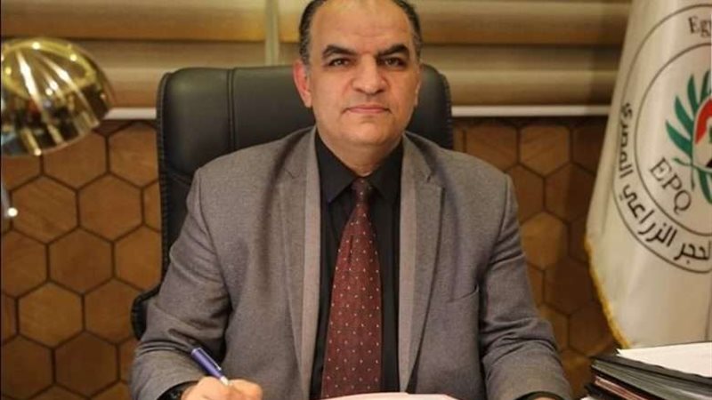 الدكتور أحمد العطار