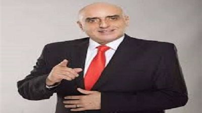 هجوم حاد من عزمي مجاهد على ثلاثي الأهلي