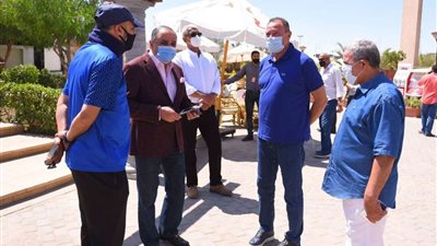 الخطيب يتفقد فرع زايد ويطمئن على الإجراءات الاحترازية لاستقبال الأعضاء