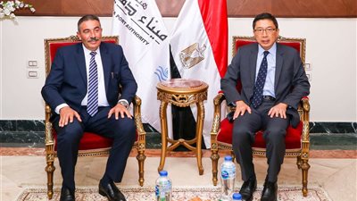 السفير دومينيك جوه: نتطلع لتنمية التعاون في مجالات النقل البحرى بين ميناء دمياط و شركة موانئ سنغافورة PSA