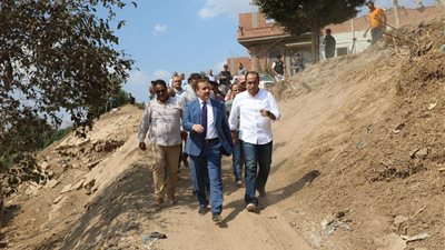 محافظ المنوفية يزور جزيرة أبو داود لمتابعة ارتفاع منسوب مياه النيل