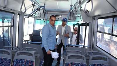 مدبولي يتفقد 24 موقفا ذكيا للحافلات الكهربائية والدفع إلكتروني بجنوب سيناء