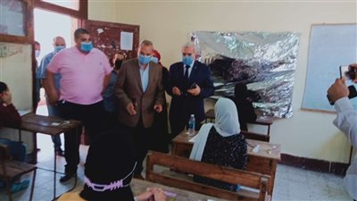 محافظ القليوبية يتفقد عدد من لجان الثانوية العامة بالمحافظة
