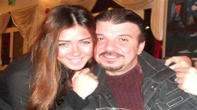 حقيقة خلاف أحمد سلامة مع ابنته بسبب لبس 