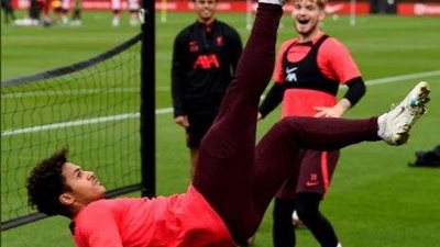 شبكة تنس و22 هدفاً.. فقرات خاصة في تدريبات ليفربول استعداداً للسيتي