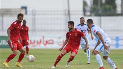 محمد شريف يقود هجوم الأهلي أمام اتحاد المنستيري