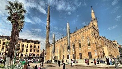 ننشر التفاصيل الكاملة بشأن إغلاق مسجد الحسين وتحويل القائمون عليه للتحقيق