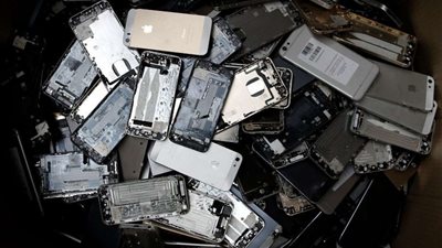 تحذير أممي.. العالم ينتج 50 مليون طن نفايات إلكترونية