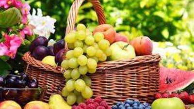 المشمش بـ 35 جنيه.. تعرف على أسعار الفاكهة اليوم الأحد بسوق العبور