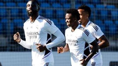 كلاسيكو الأرض.. روديجر جاهز بالقناع وينتظم في مران الريال