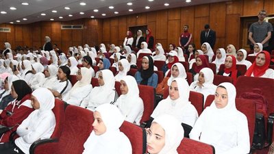 محافظ الفيوم يشهد جلسات مؤتمر