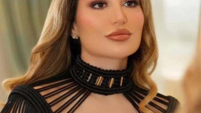 سارة نخلة