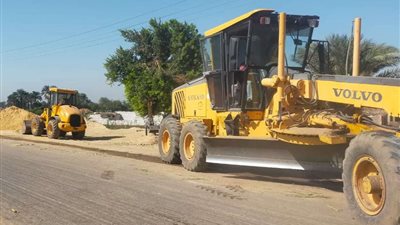 الوحدة المحلية لمركز ومدينة ببا تواصل جهودها في رفع المخلفات والقمامة بشوارع المدينة والقرى