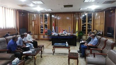 محافظ شمال سيناء يلتقي رئيس مجلس إدارة الشركة القابضة لمياه الشرب بسيناء