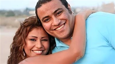 حسام حبيب وسارة الطباخ عصابة .. والدة شيرين عبدالوهاب تستنجد بالرئيس السيسي:بنتي بضيع مني أنقذوها