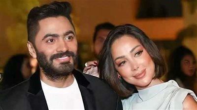 تامر حسني يكشف حقيقة انفصاله عن زوجته