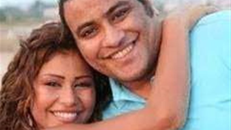 شيرين وشقيقها