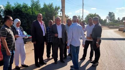 الانتهاء من الأعمال التمهيدية لبدء تنفيذ خطة رصف وتوسعة عدد من شوارع مدينة سمسطا