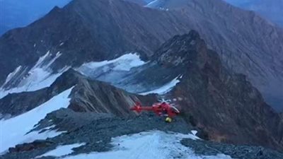 مقتل شخص وإصابة آخر أثناء هبوط اضطراري لمروحية في روسيا