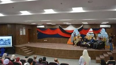 بحضور بطلها الحقيقي.. مسرحية عن ملحمة أكتوبر بجامعة دمياط