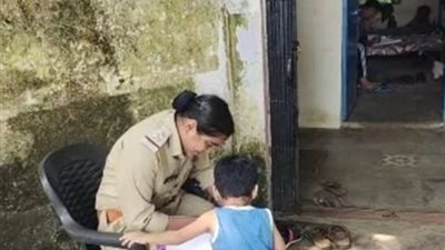 طفل يقدم بلاغًا في والدته بسبب الشوكولاتة ويطالب بمعاقبتها