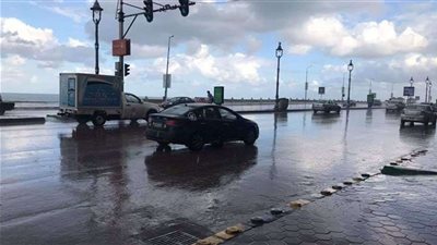 الشتاء وصل.. سقوط أمطار غزيرة على الإسكندرية والأرصاد تحذر