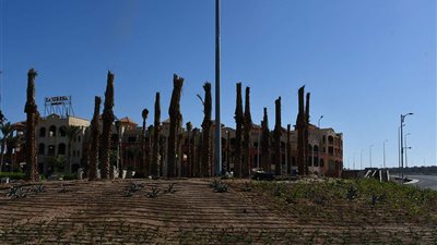 استعدادا لمؤتمر COP27.. استمرار الأعمال الانشائية بممشى السلام بشرم الشيخ