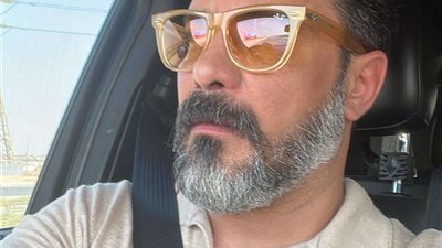 محمد رجب يكثف تصوير مشاهده بمسلسل 