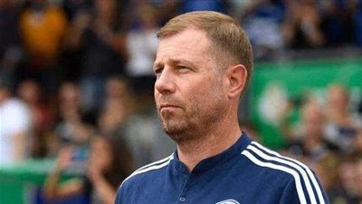 شالكه يقيل مدربه بعد خماسية هوفنهايم في كأس ألمانيا