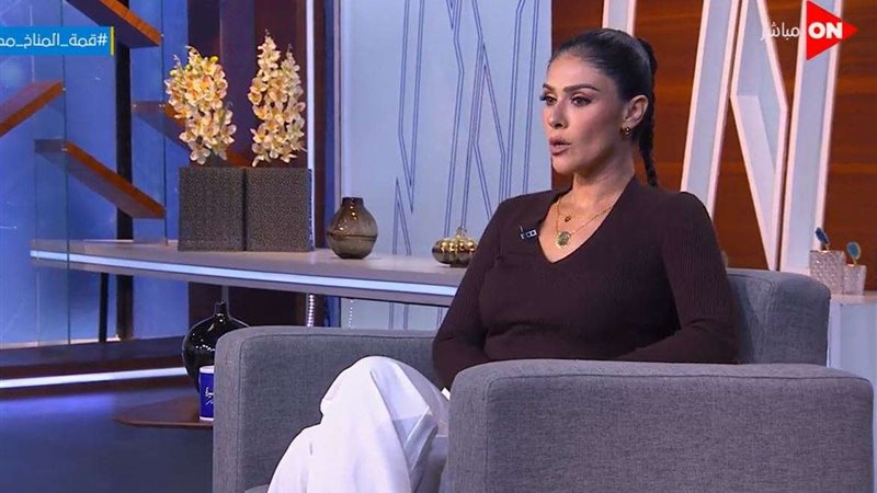 الفنانة بسمة