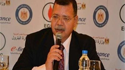 البترول تكشف أسباب تثبيت أسعار البنزين لمدة 3 أشهر جديدة