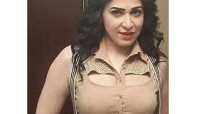 تعرف على الممثلة عبير بيبرس المتهمة بقتل زوجها بقطعة زجاج