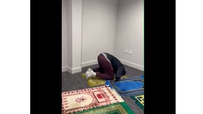 بالفيديو.. ليفربول يخصص مصلى للمسلمين بملعب أنفيلد