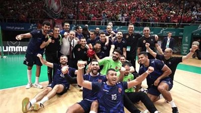 حسين الأحمد: سعيد بتفاعل الجماهير معي وأتمنى فوز الأهلي بمونديال اليد