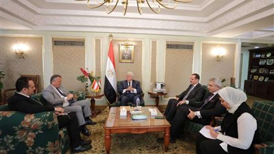 «عاشور» يؤكد على أهمية التعاون بين الجامعات التكنولوجية المصرية والنمساوية