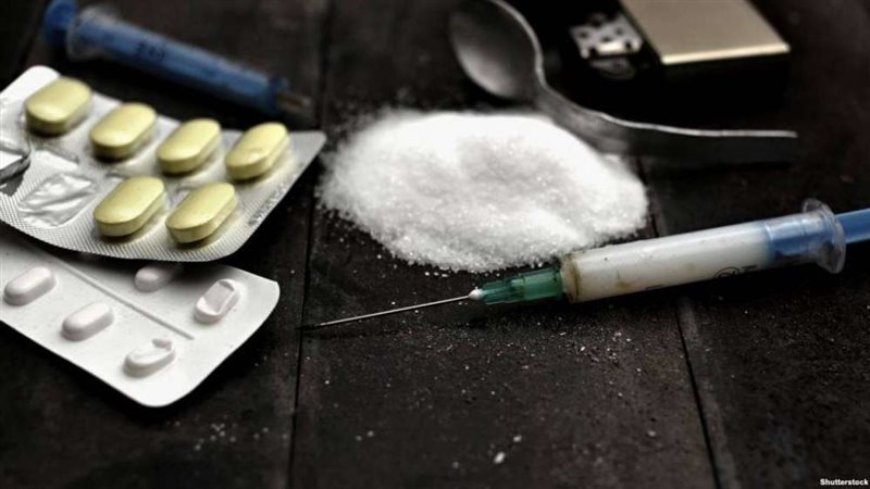 تعاطى مخدرات