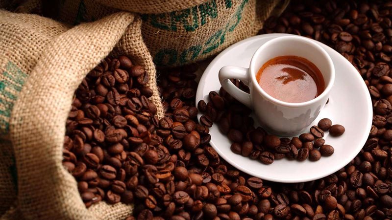 تُجار البن المغشوش