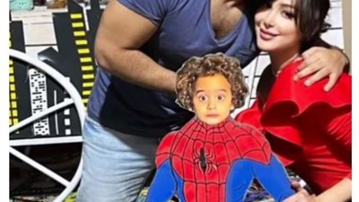 في أجواء عائلية.. تامر حسني يحتفل بعيد ميلاد ابنه آدم