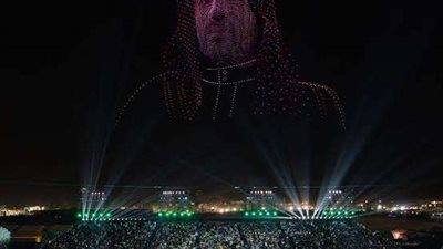 عمرو اديب : إعلانات فعاليات موسم الرياض في كل شوارع القاهرة و العالم