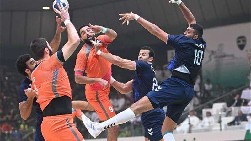 يد الأهلي
