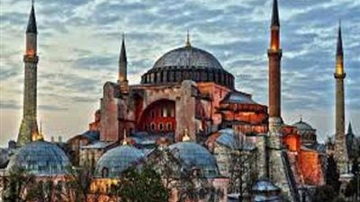 أول رد يوناني على تحويل متحف آيا صوفيا إلى مسجد